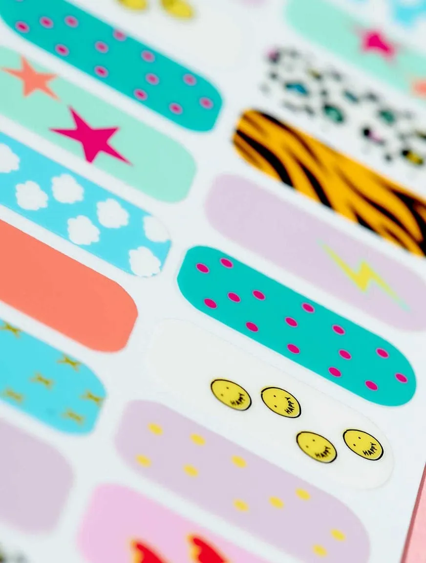 Cheat Sheets Nail Wrap Kit - Fun Fair