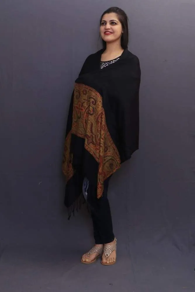 Delicate Wrap Along With Black Base And Highly Defined Broad Border Gains Whole Attention.