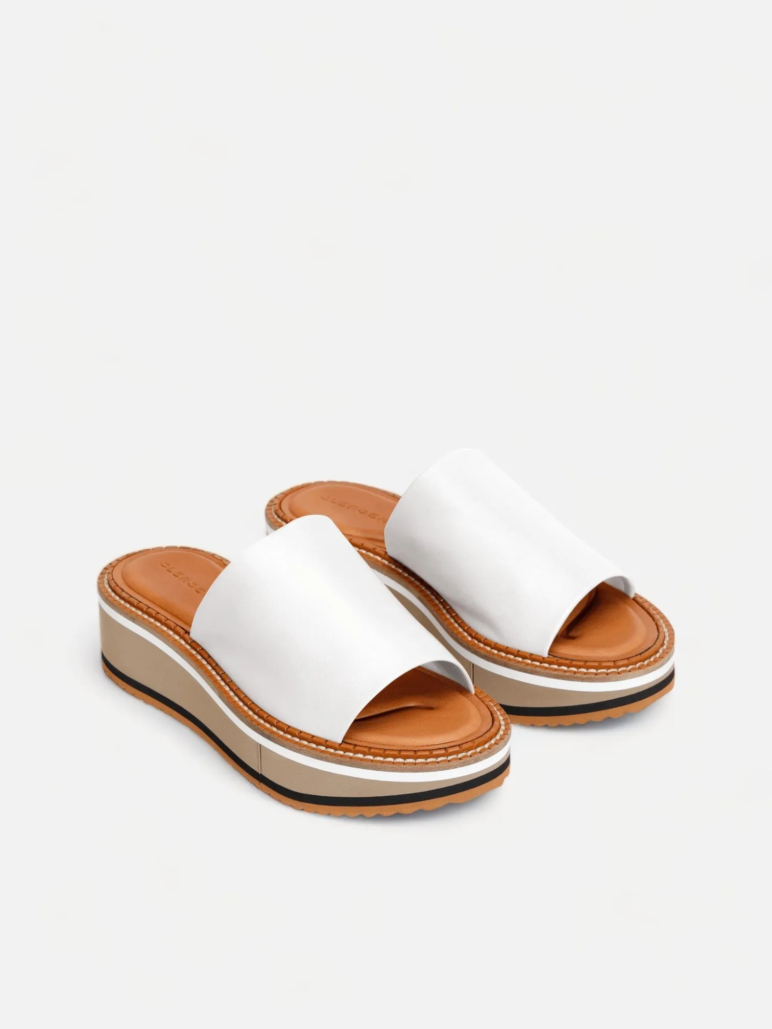 FAST, white || OUTLET