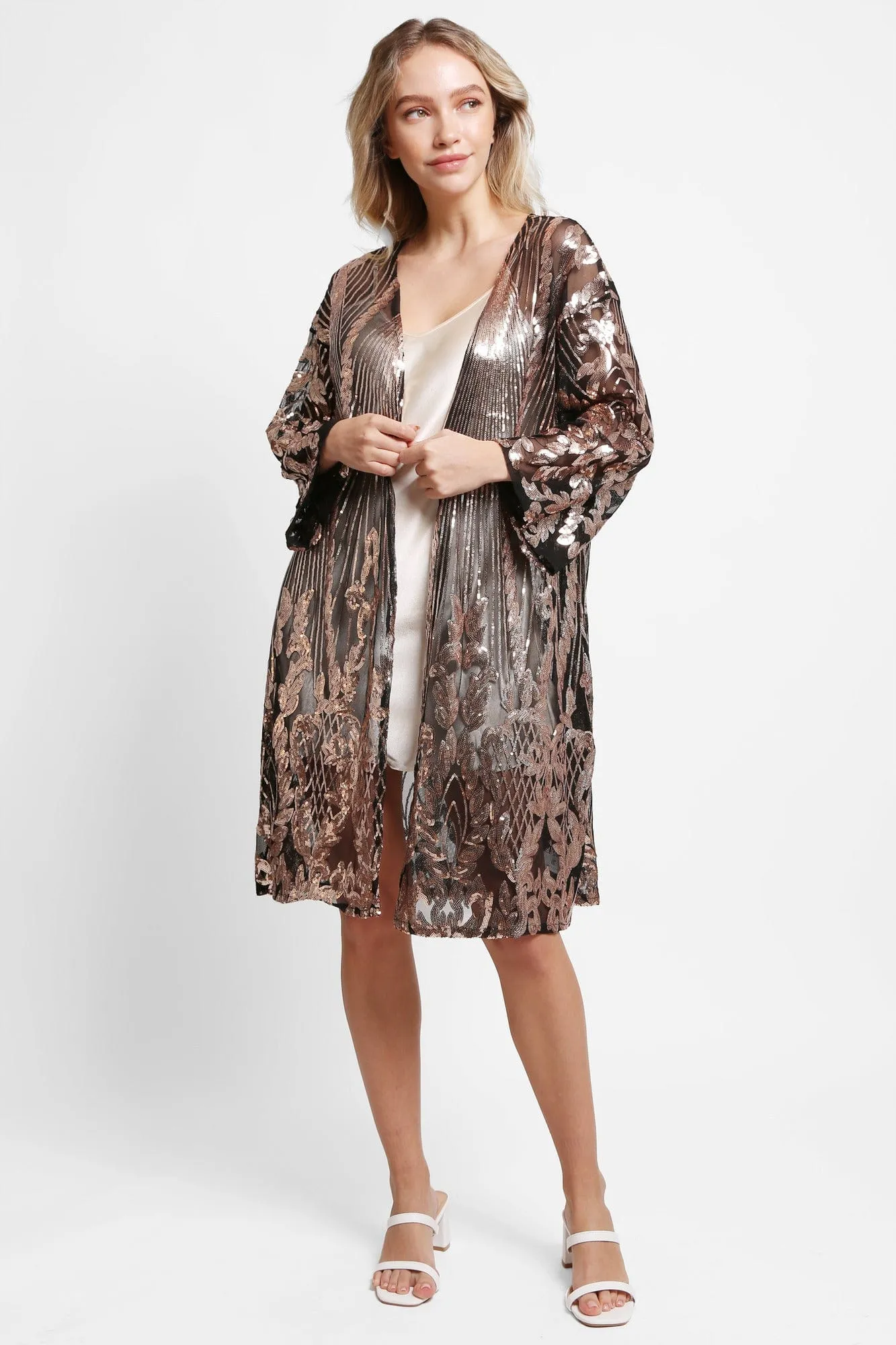 JP3520 Brielle Sequin Kimono