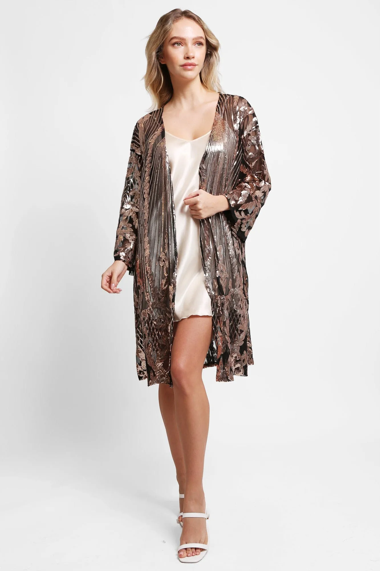 JP3520 Brielle Sequin Kimono