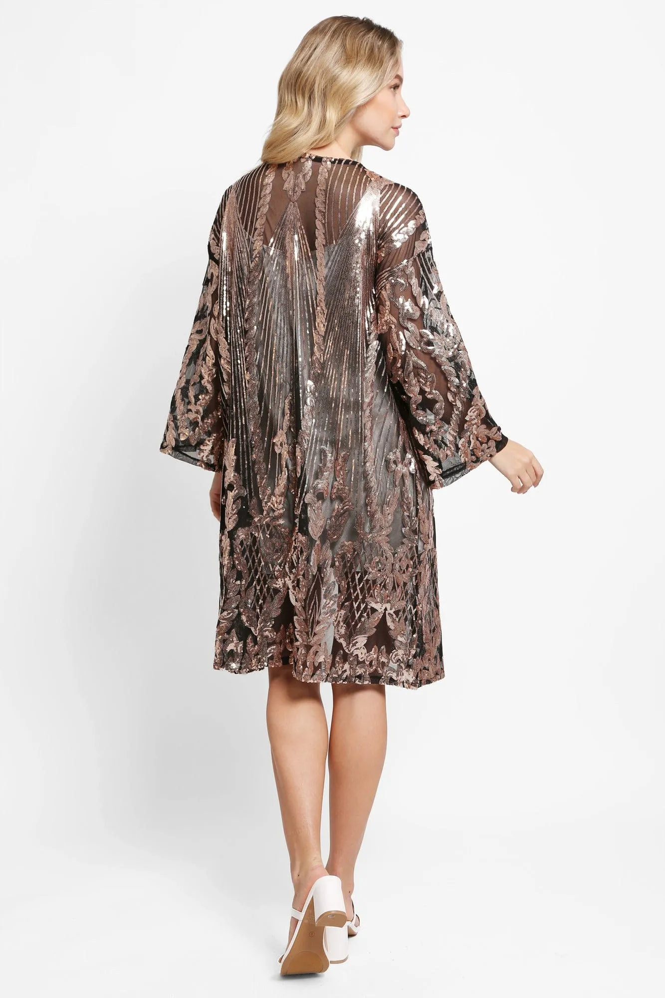 JP3520 Brielle Sequin Kimono