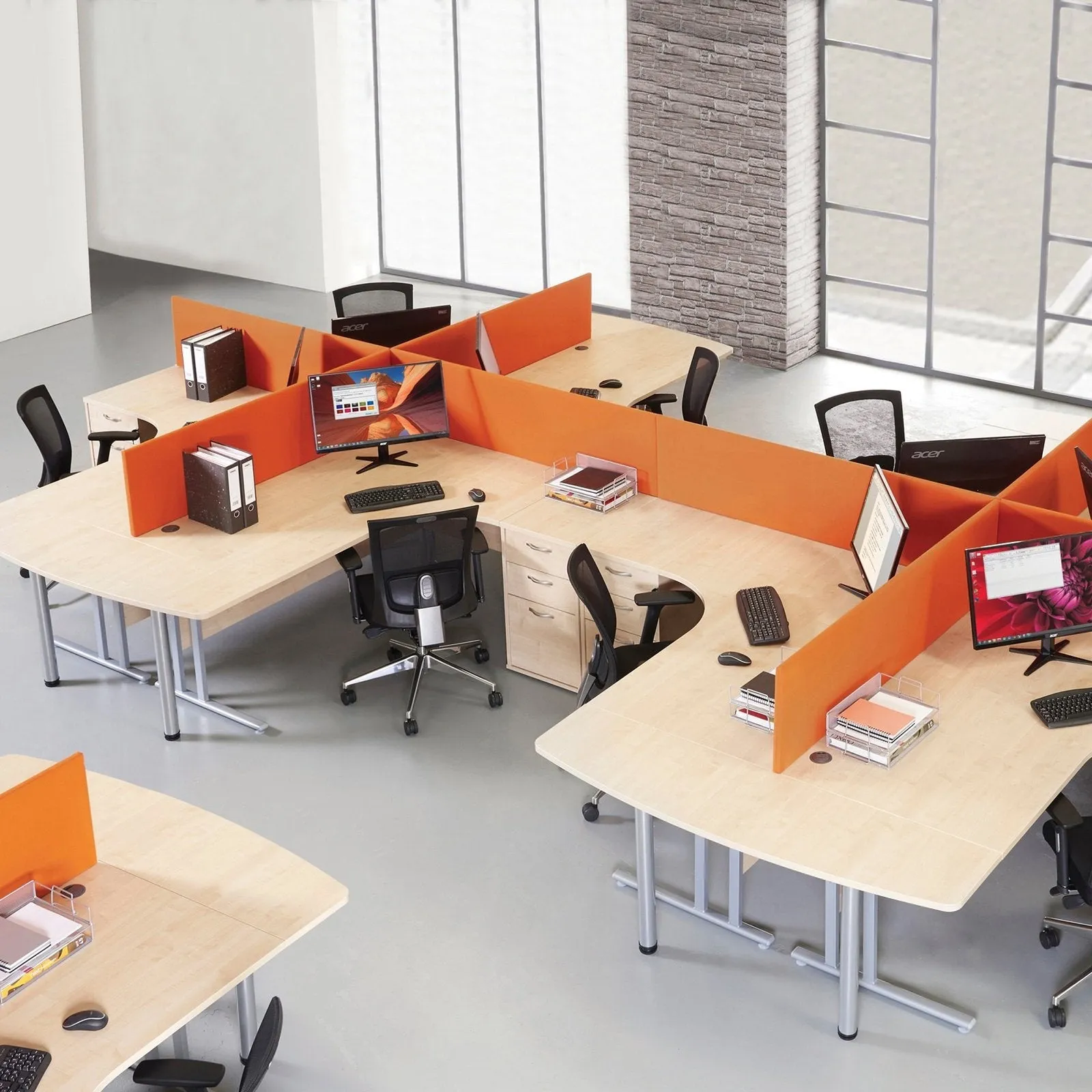 Straight desktop fabric screen