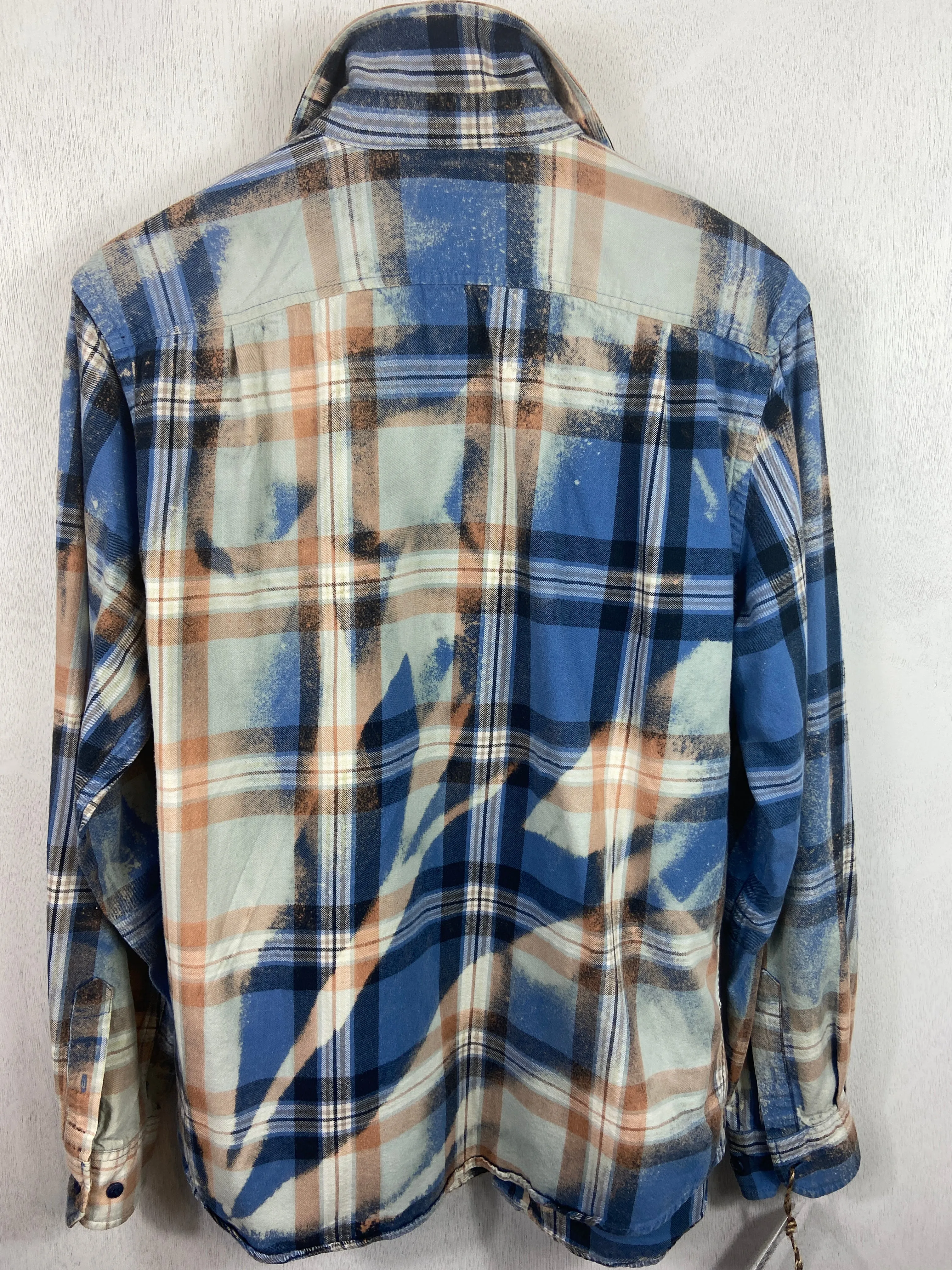 Vintage Royal Blue, Black and Light Blue Flannel Size Medium